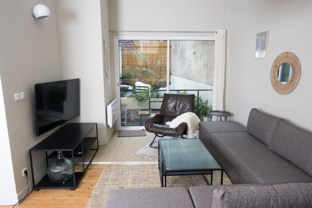 Photo of Livingroom in Saint - Aubin - Dupuy