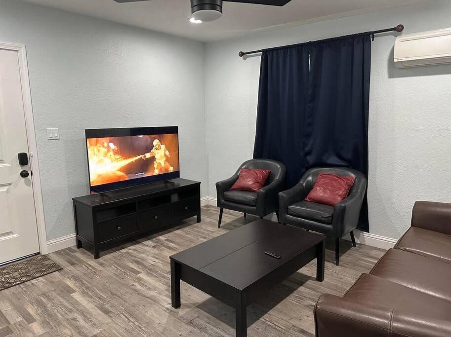 Photo of Livingroom in Southeastern Sacramento