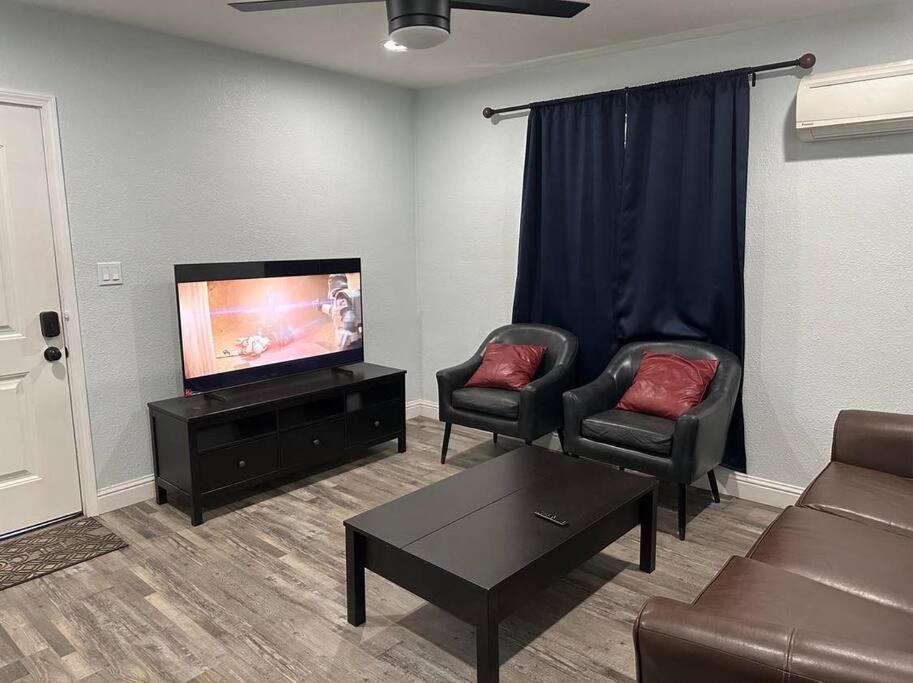 Photo of Livingroom in Southeastern Sacramento