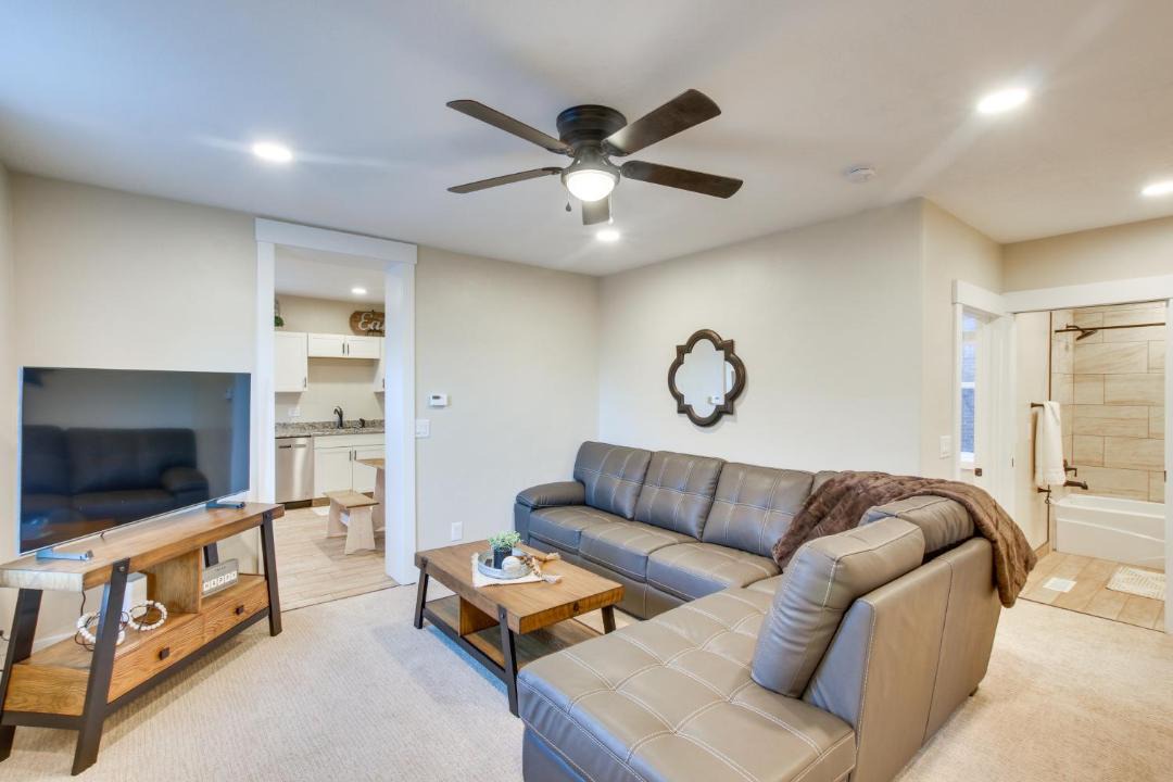 Photo of Livingroom in Logan