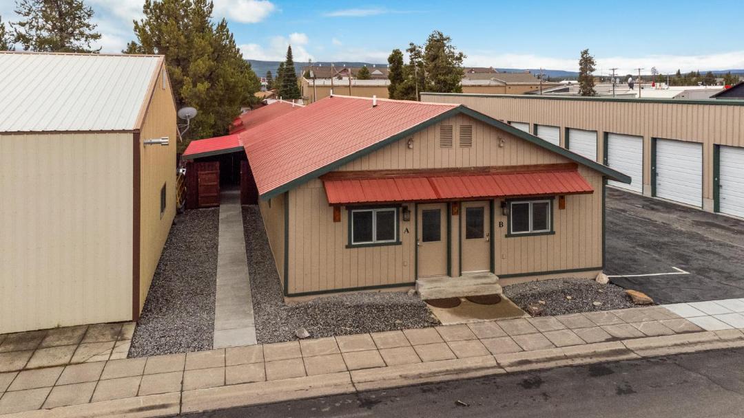 Photo of Buildings in West Yellowstone