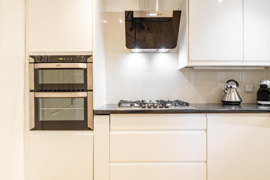 Photo of Kitchen in Runnymede
