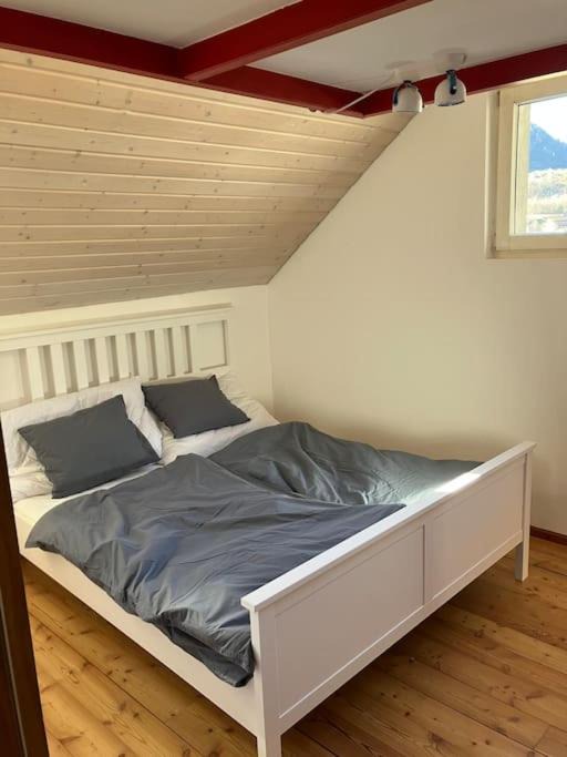 Photo of Bedroom in Malvaglia-dagro