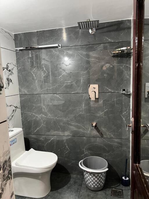 Photo of Bathroom in Edapalli