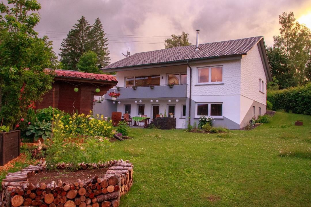 Photo of Buildings in Bronnen