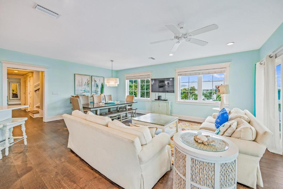 Photo of Others in Anna Maria