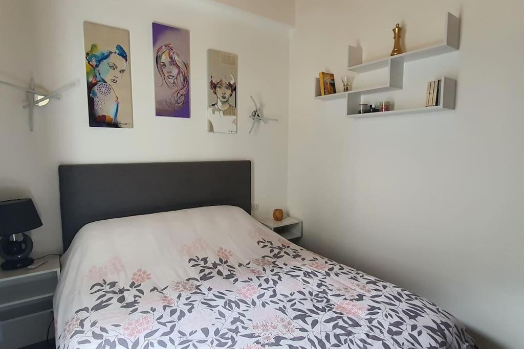 Photo of Bedroom in Cognac