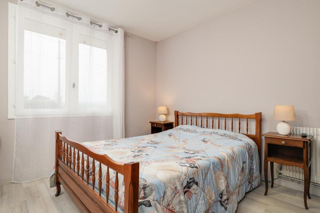 Photo of Bedroom in Langon