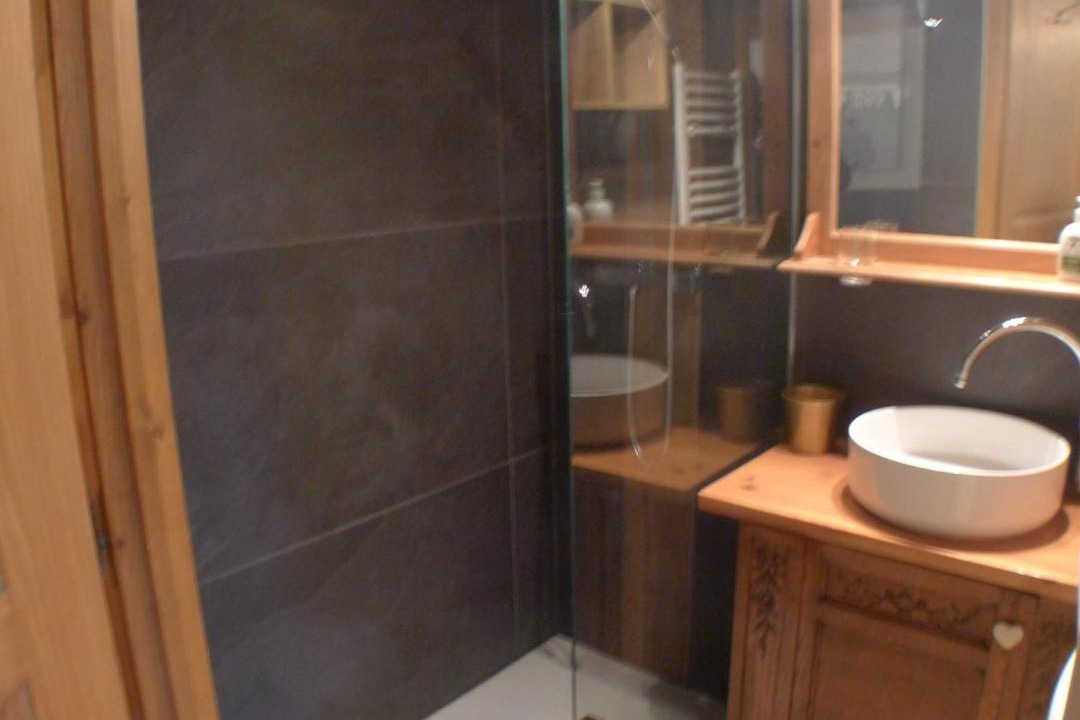Photo of Bathroom in Samoens