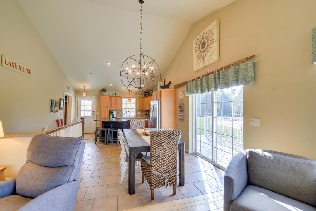 Photo of Livingroom in Ingalls