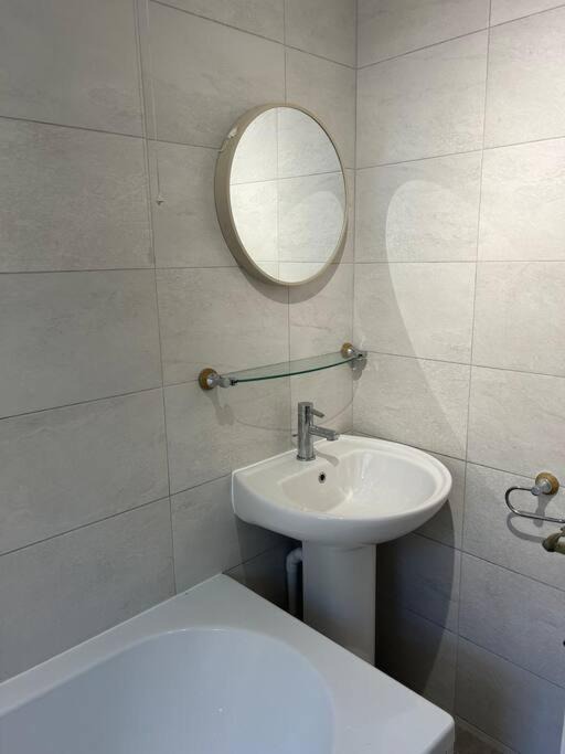 Photo of Bathroom in Atlantic Wharf