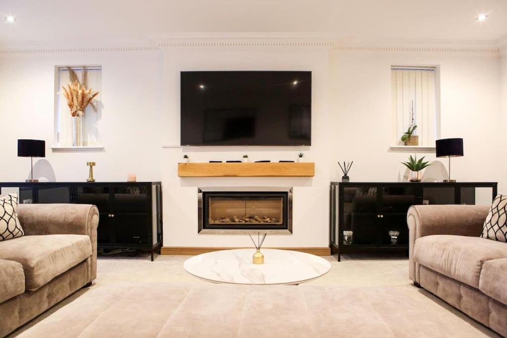 Photo of Livingroom in Canford Cliffs