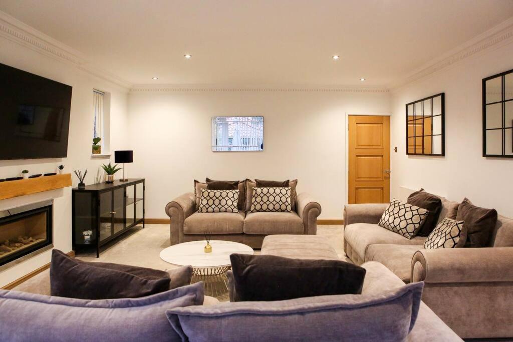 Photo of Livingroom in Canford Cliffs