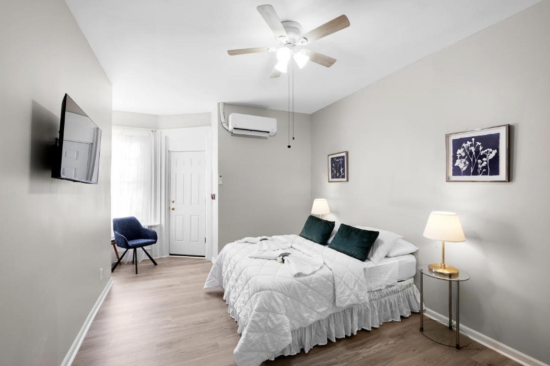 Photo of Bedroom in Spruce Hill