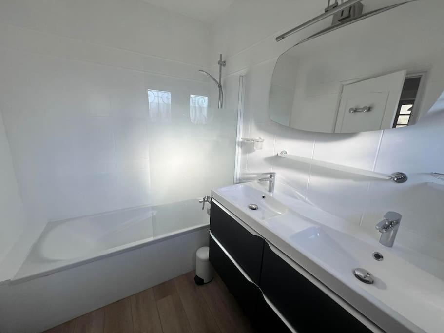 Photo of Bathroom in Vosne-Romanee