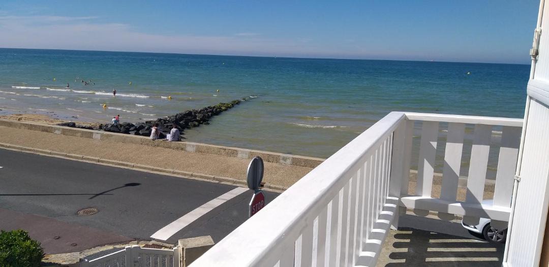 Photo of Patio Balcony in Ver-sur-Mer