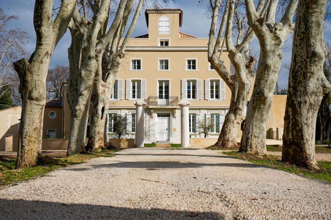 Photo of Buildings in Villeneuve-les-Avignon