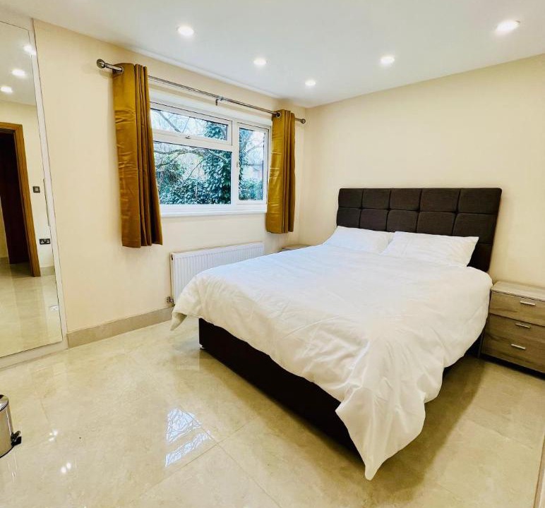 Photo of Bedroom in Uxbridge South