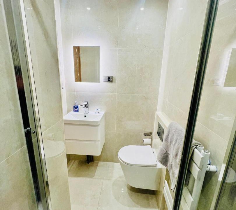 Photo of Bathroom in Uxbridge South