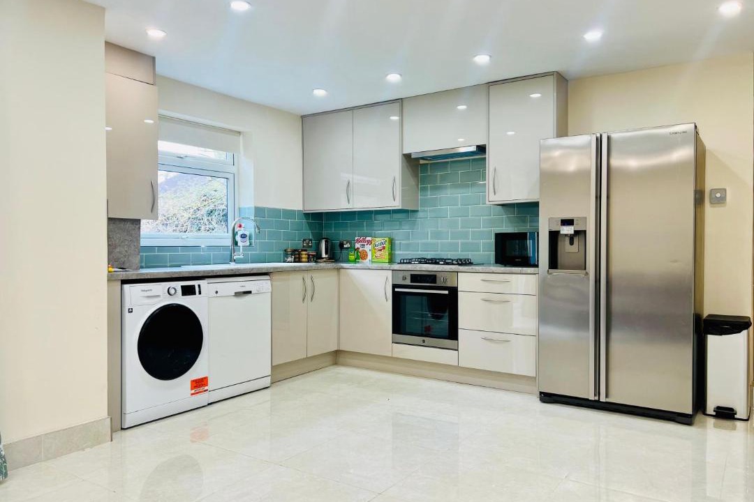 Photo of Kitchen in Uxbridge South