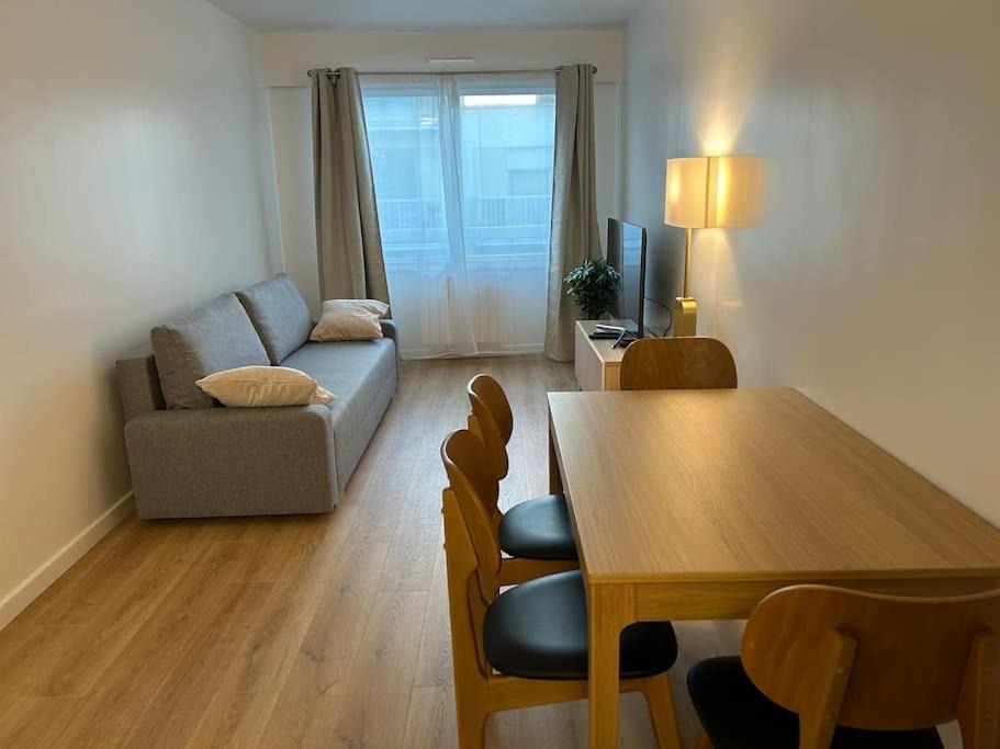 Photo of Livingroom in Quartier Saint-Ambroise