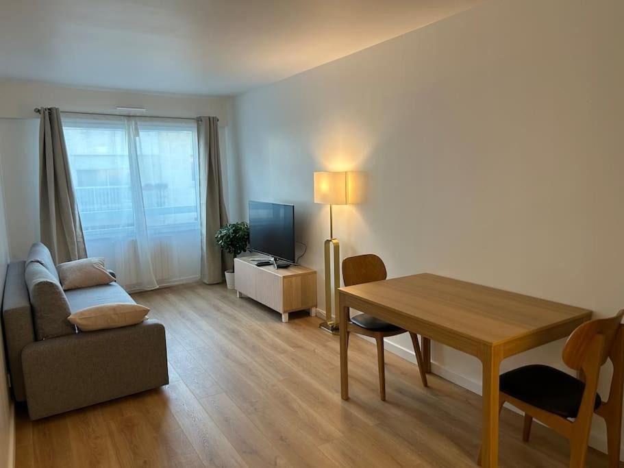Photo of Livingroom in Quartier Saint-Ambroise
