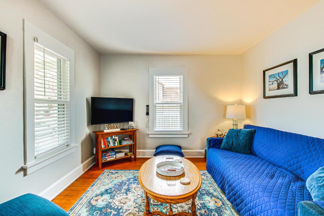 Photo of Livingroom in Two Rivers