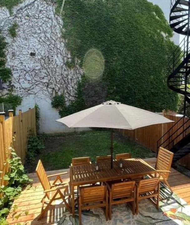 Photo of Patio Balcony in Ville-Marie