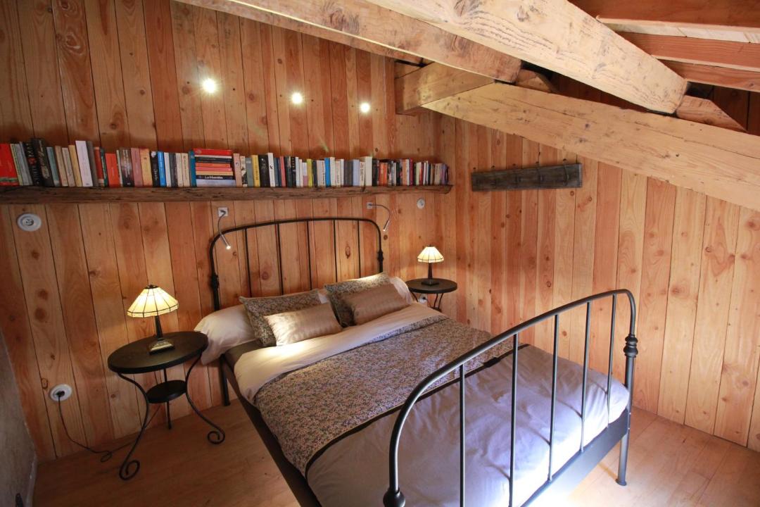 Photo of Bedroom in Castans
