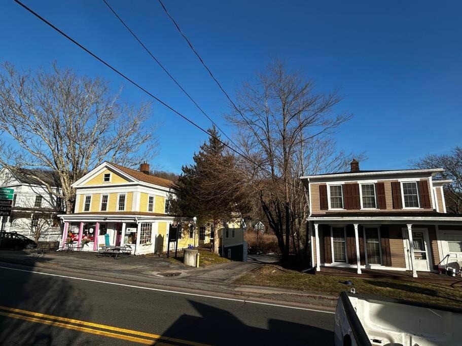 Photo of Others in East Haddam