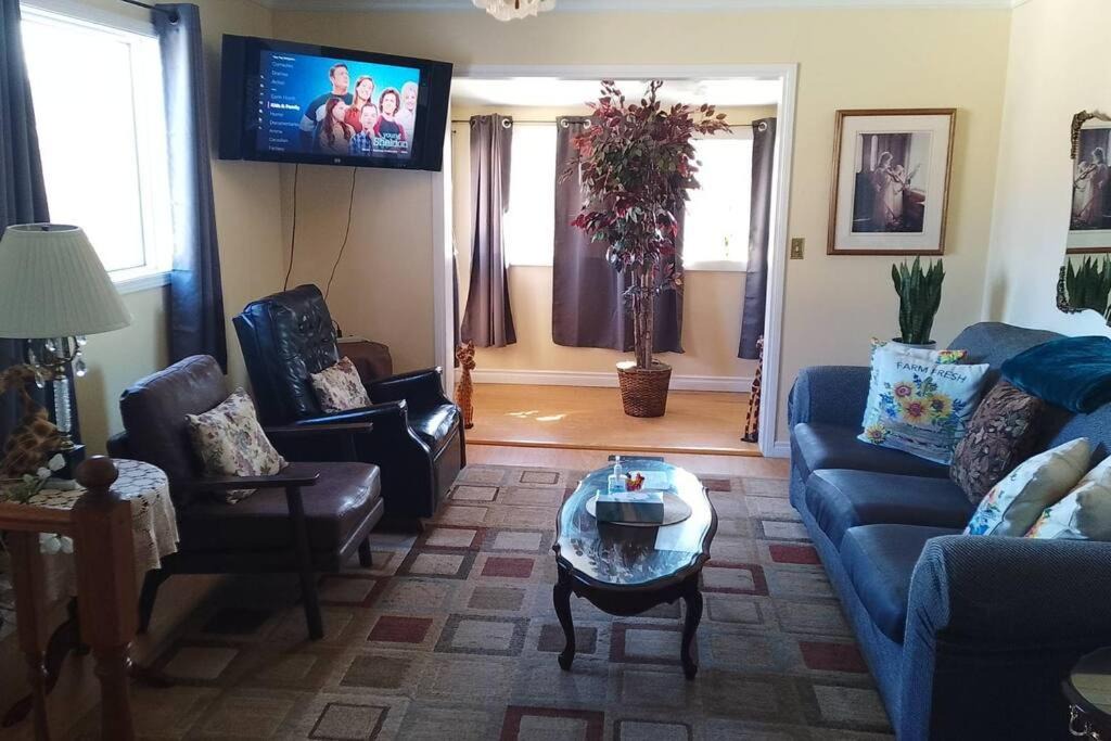 Photo of Livingroom in Red Deer