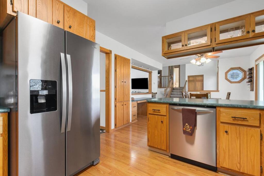 Photo of Kitchen in Black Wolf