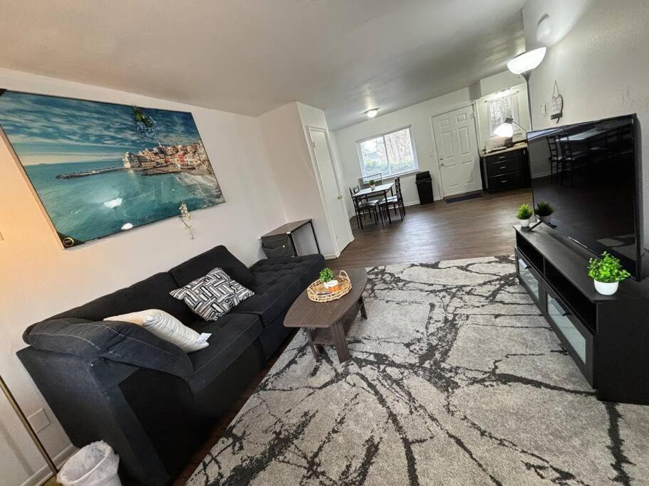 Photo of Livingroom in Ypsilanti