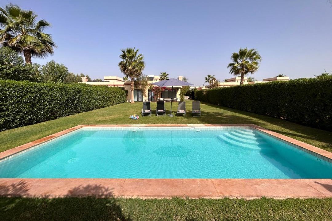 Photo of Outdoor in Issen