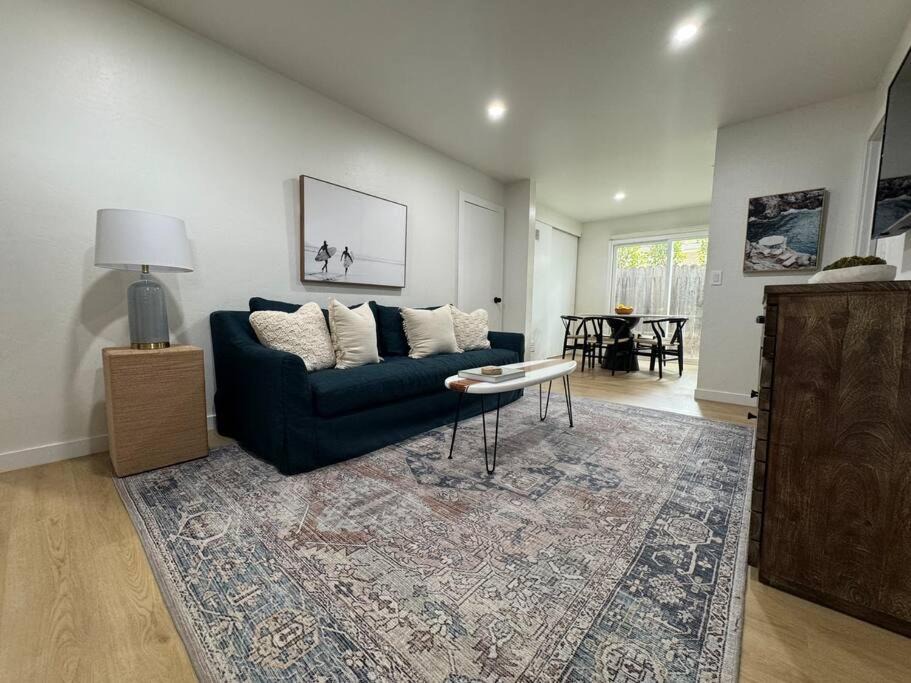 Photo of Livingroom in Summerland