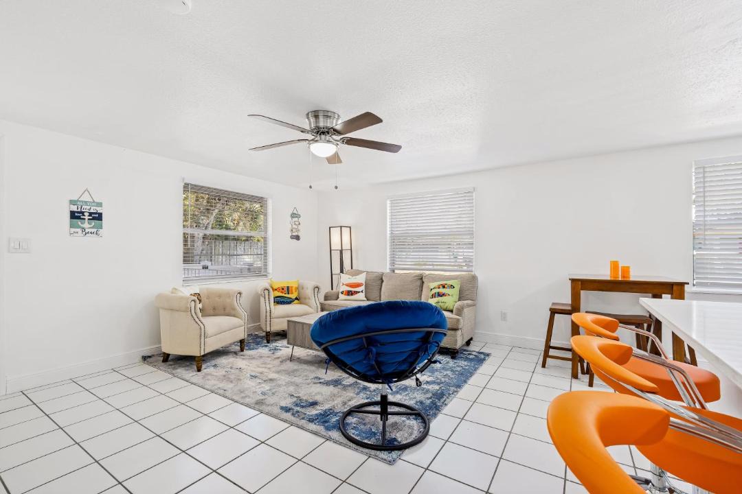 Photo of Livingroom in Central Sarasota
