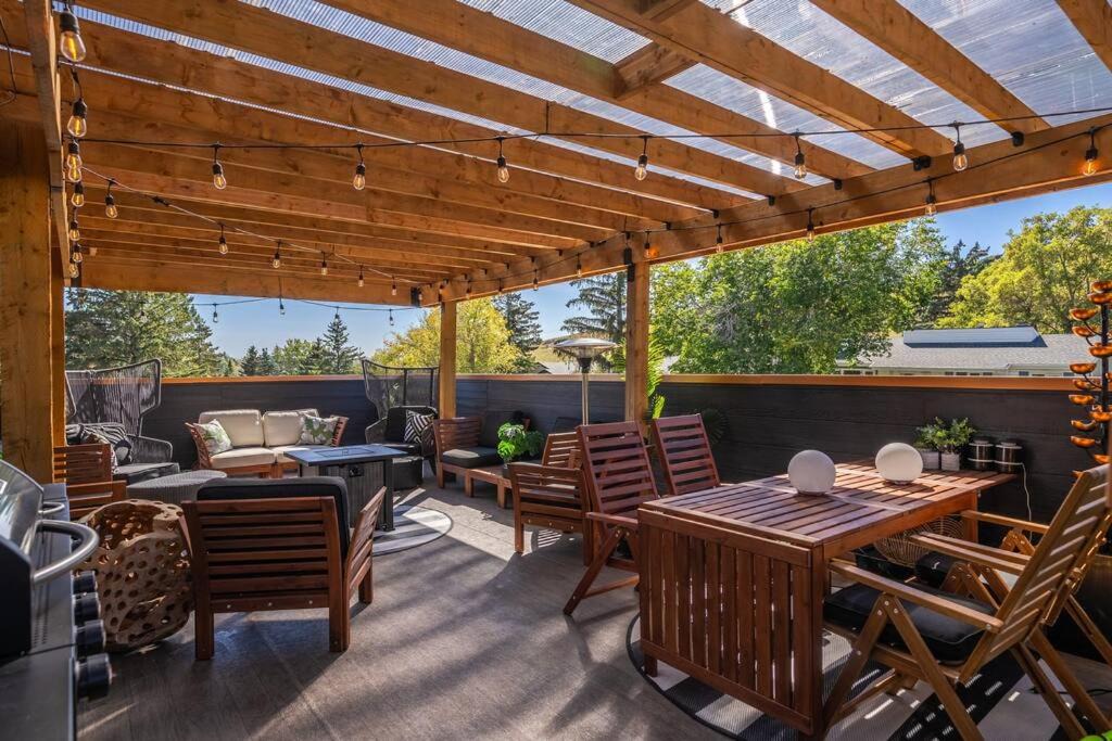 Photo of Patio Balcony in Northwest Calgary