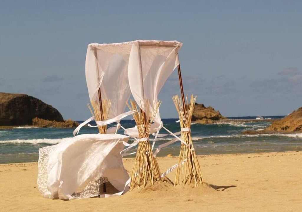 Photo of Others in Islote