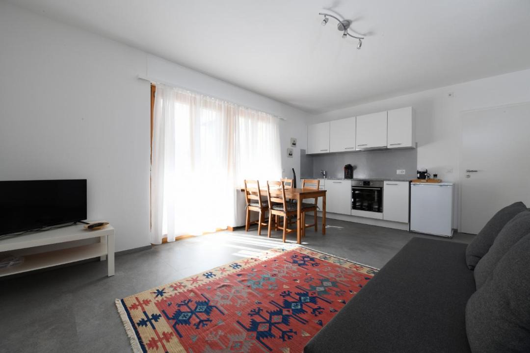 Photo of Livingroom in Losone