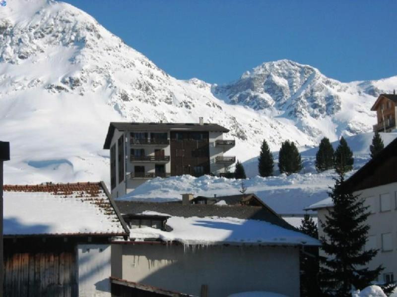 Photo of Others in Bivio