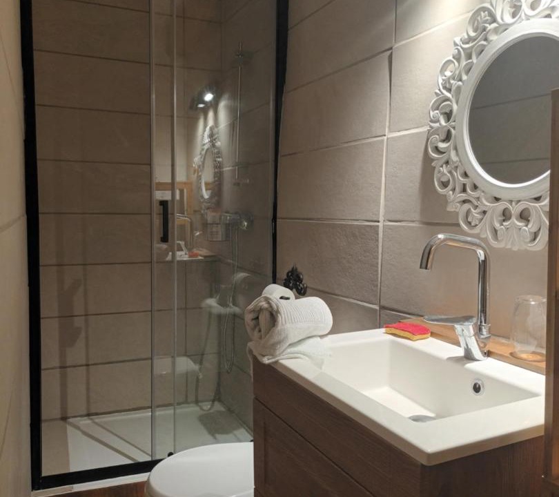 Photo of Bathroom in Cotignac