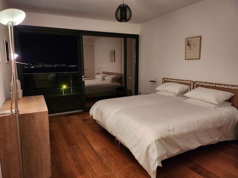 Photo of Bedroom in Linda-a-Velha