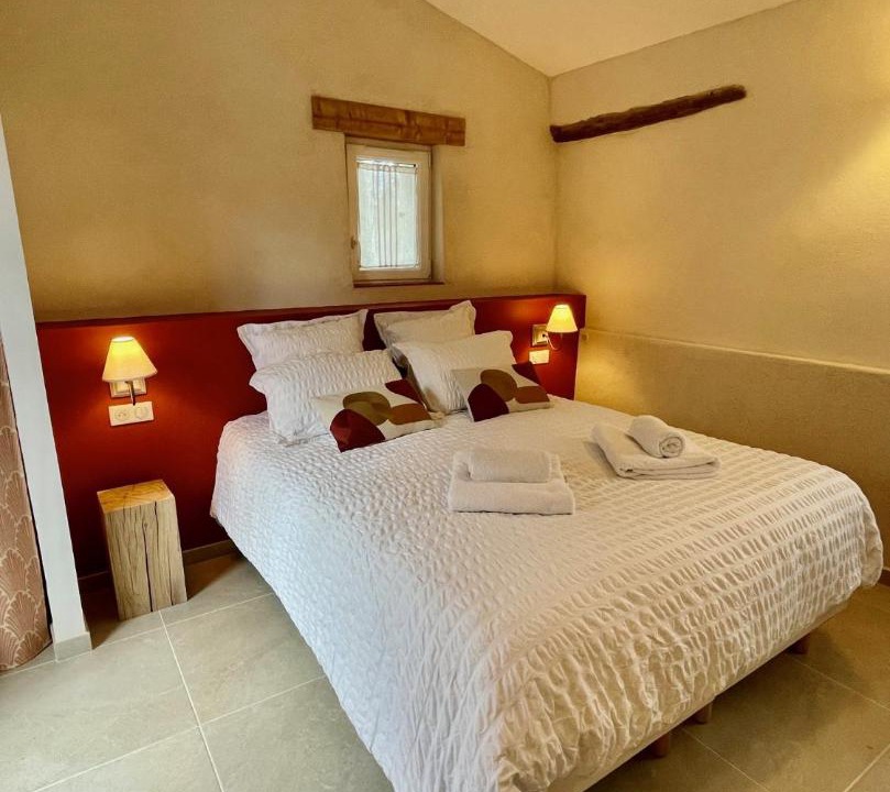 Photo of Bedroom in Saint-Antonin-du-Var