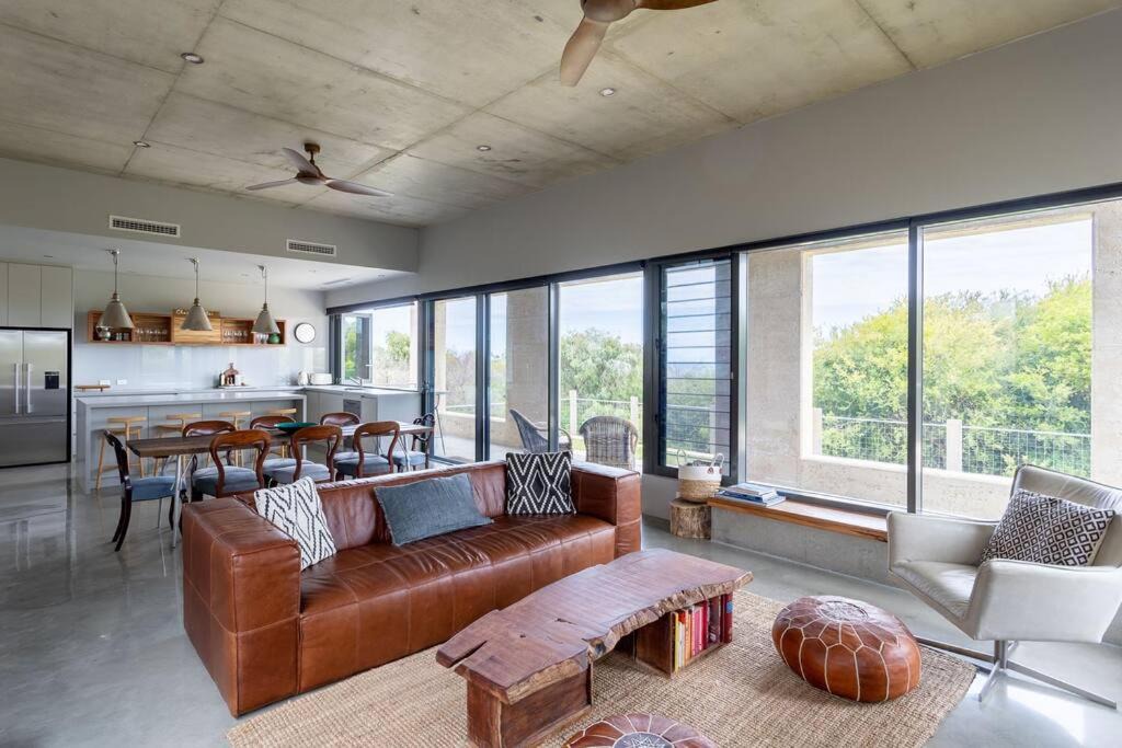 Photo of Livingroom in Dawesville