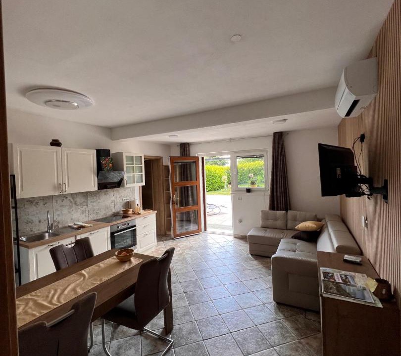 Photo of Livingroom in Predjama