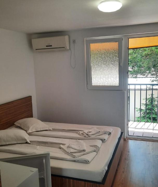 Photo of Bedroom in Saturn