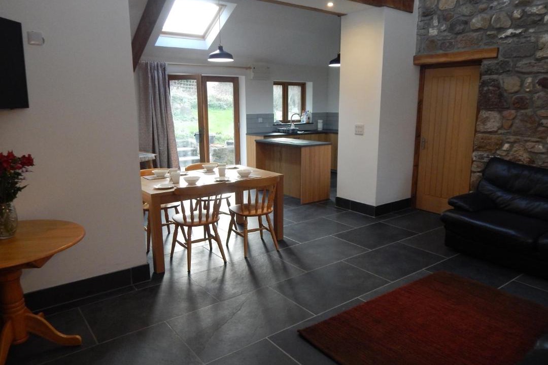 Photo of Livingroom in Crynant
