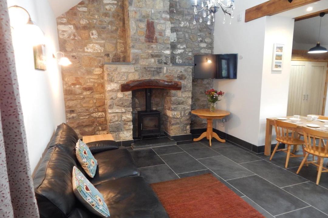 Photo of Livingroom in Crynant