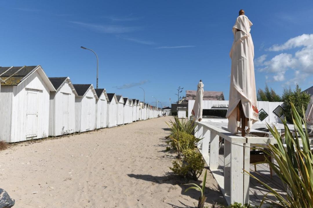 Photo of Buildings in Bernieres-sur-Mer