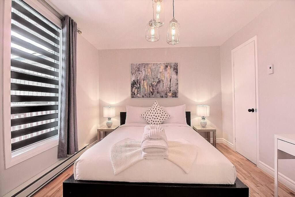 Photo of Bedroom in La Cite-Limoilou